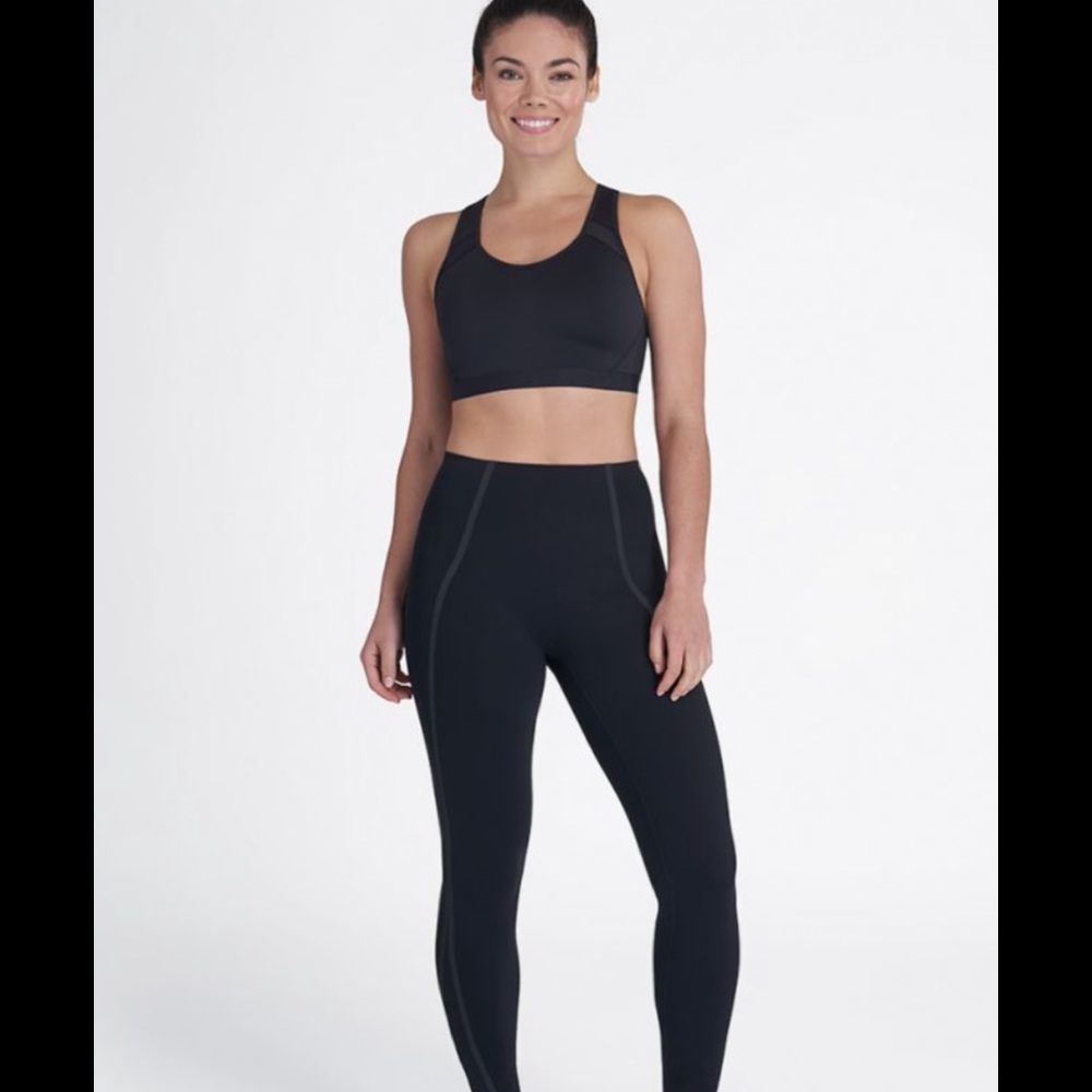 SPANX NWT black leggings from the Every Wear collection